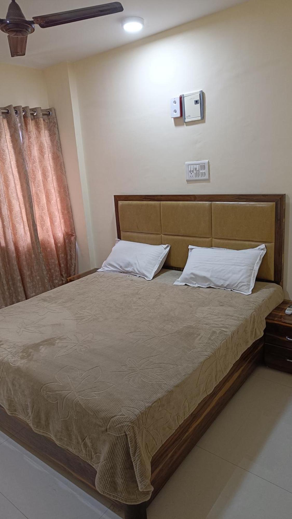 Divine Residency Hotel Navi Mumbai Exterior photo